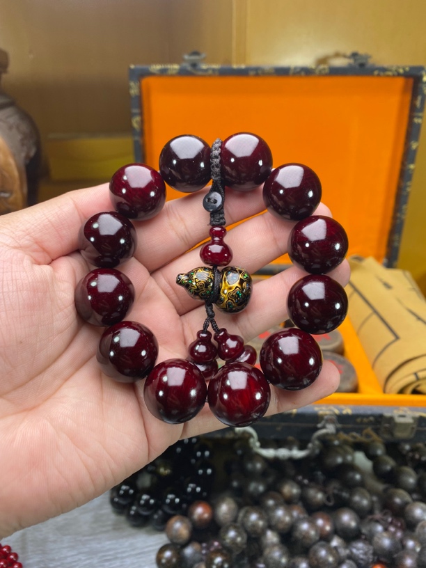 高透料血龙木2.0松木配非遗大漆葫芦+高端红木礼盒