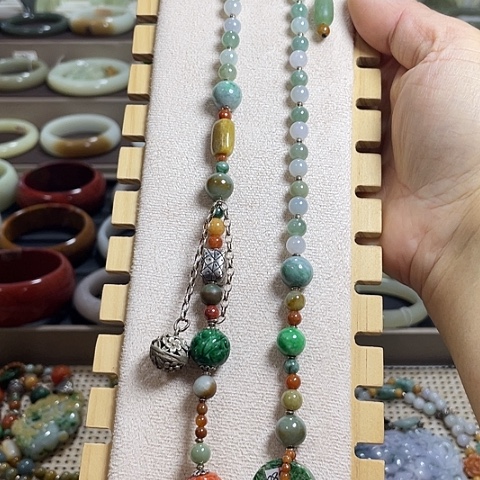 颈饰未镶嵌翡翠翡翠毛衣链