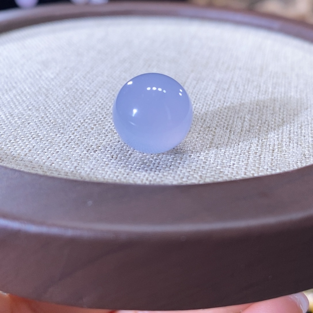 翡翠未镶嵌颈饰卡12.8mm