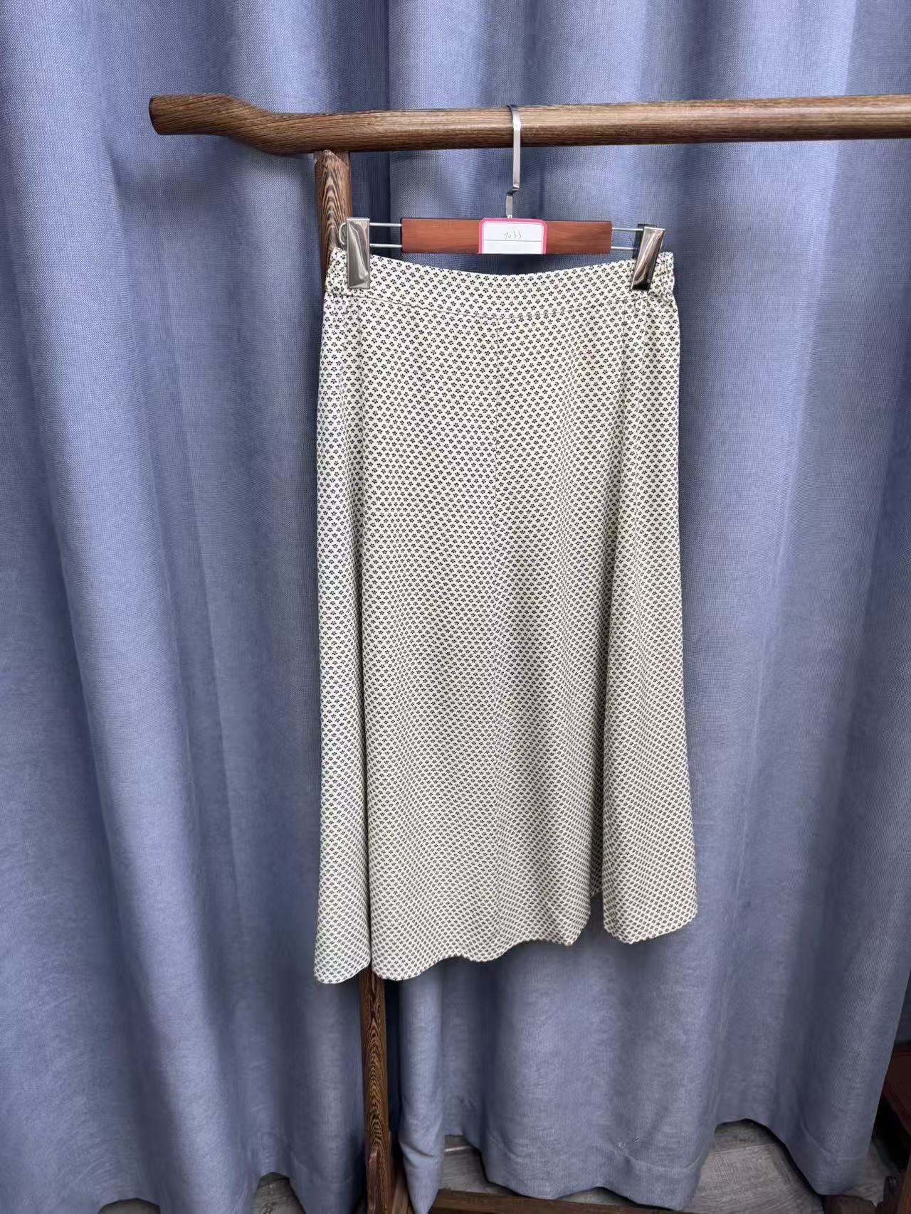 2025秋季新款时尚百搭桑蚕丝半身裙女T033