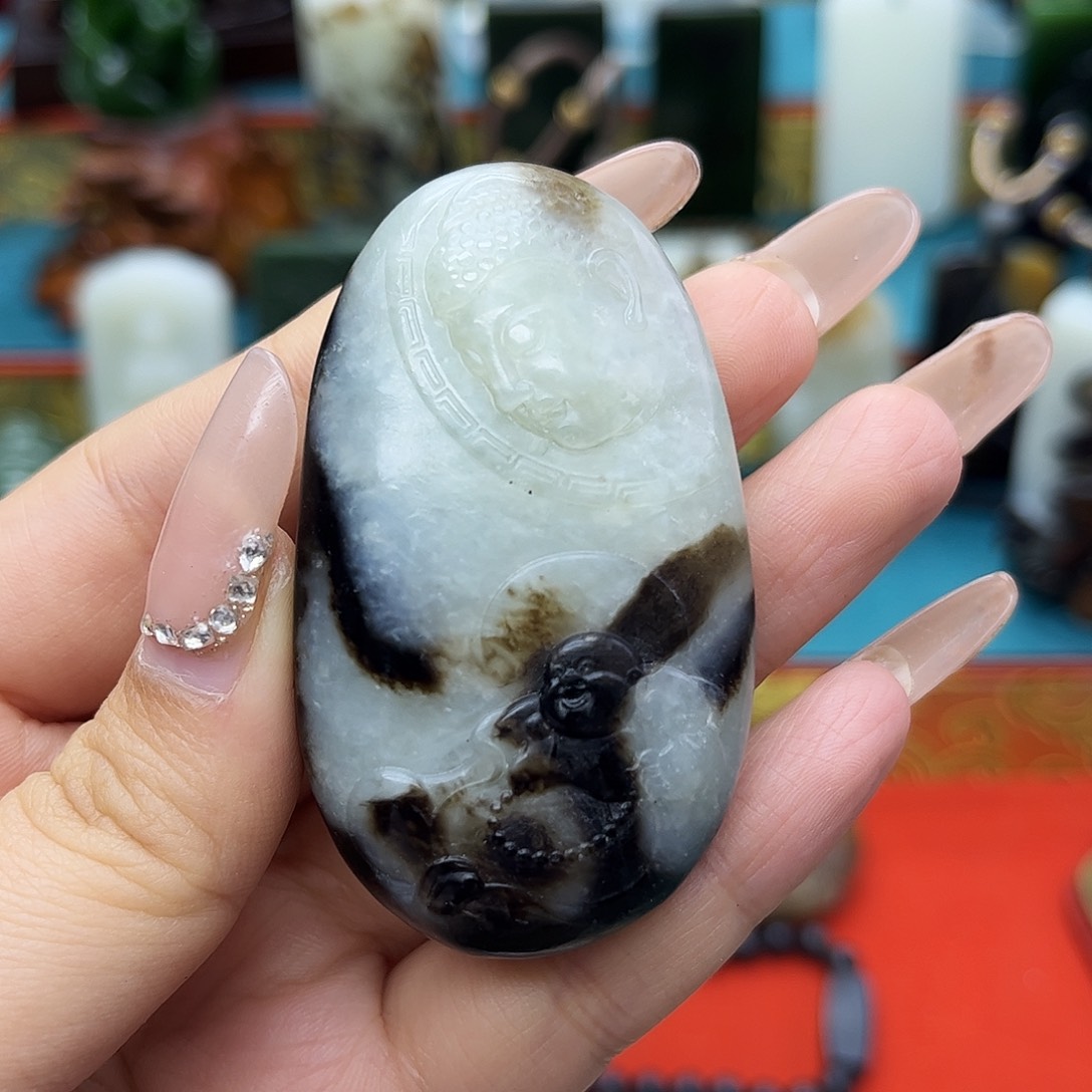 和田玉未镶嵌车挂