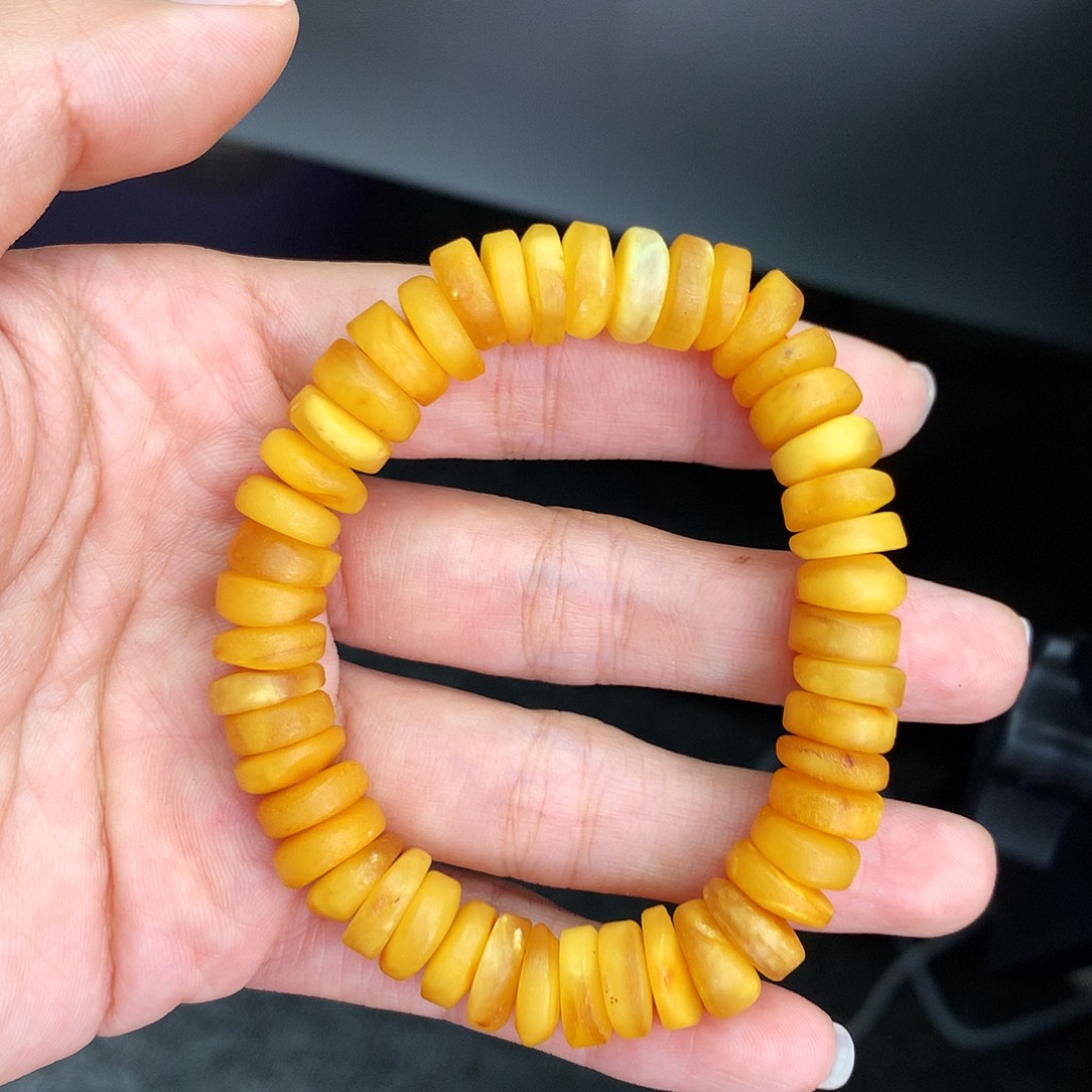 未镶嵌琥珀珠宝奇石