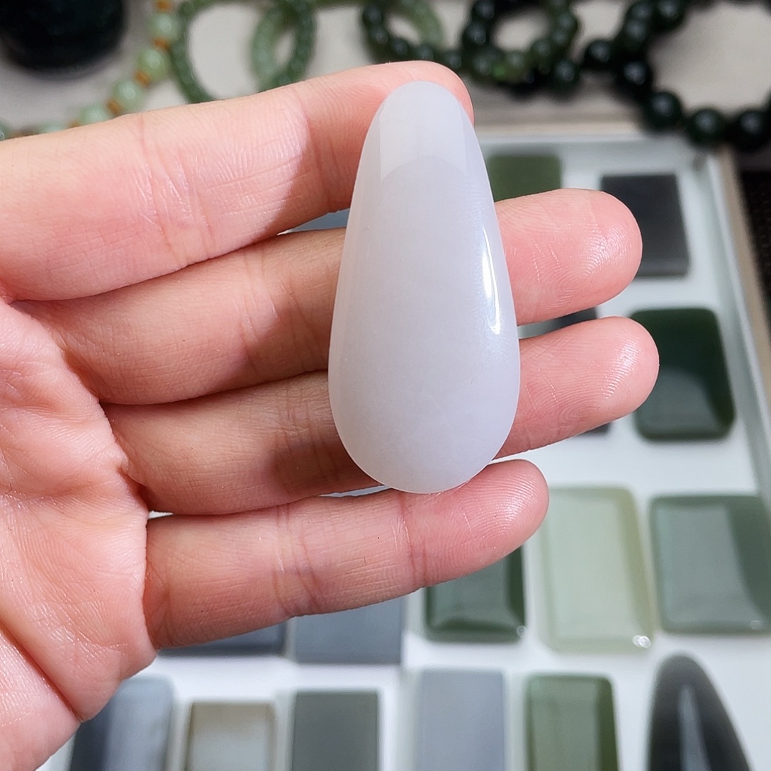 柔***水和田玉未镶嵌颈饰