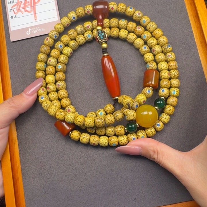 秉***见吊坠星月菩提星月