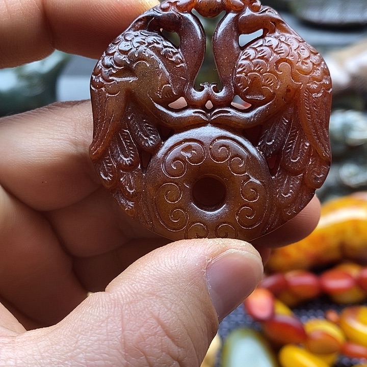 未镶嵌蛇纹石玉颈饰