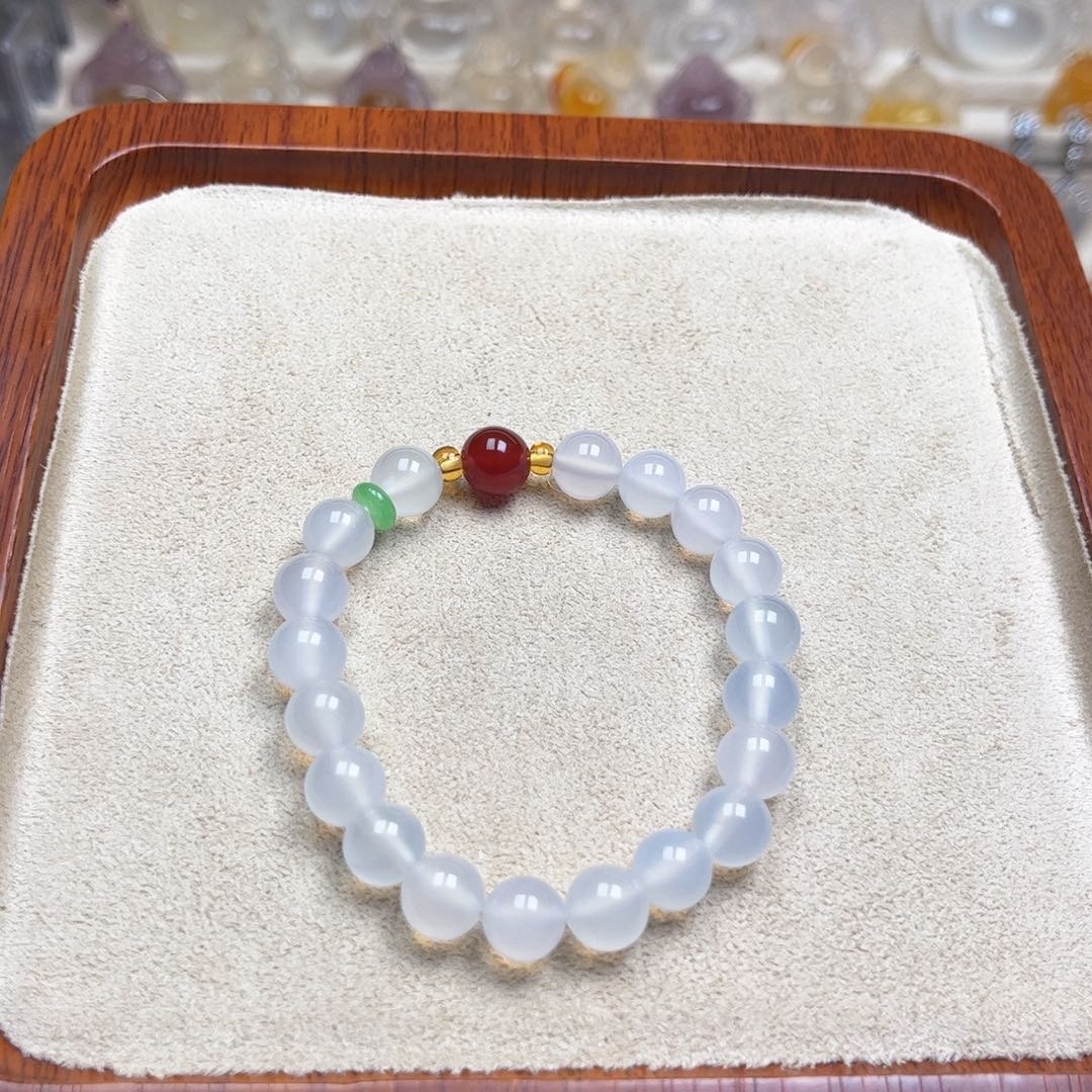 甜***.玛瑙/玉髓未镶嵌颈饰