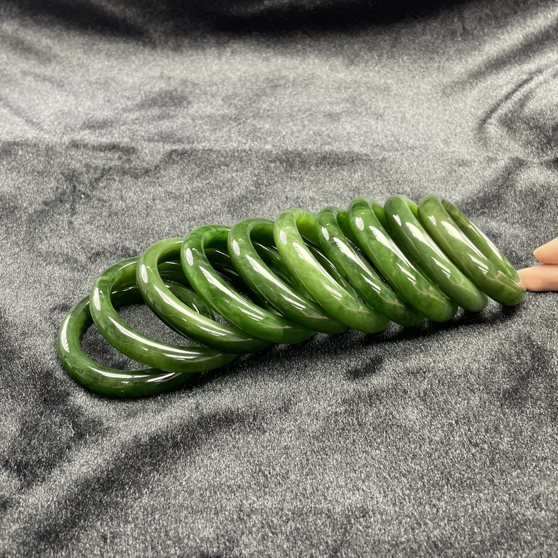 【小耿珠宝】和田碧玉手镯老料/028（多样性发其一）