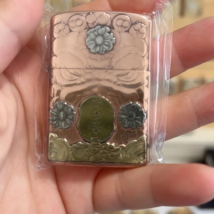 A***n902s浮雕镶嵌黄金万两紫铜