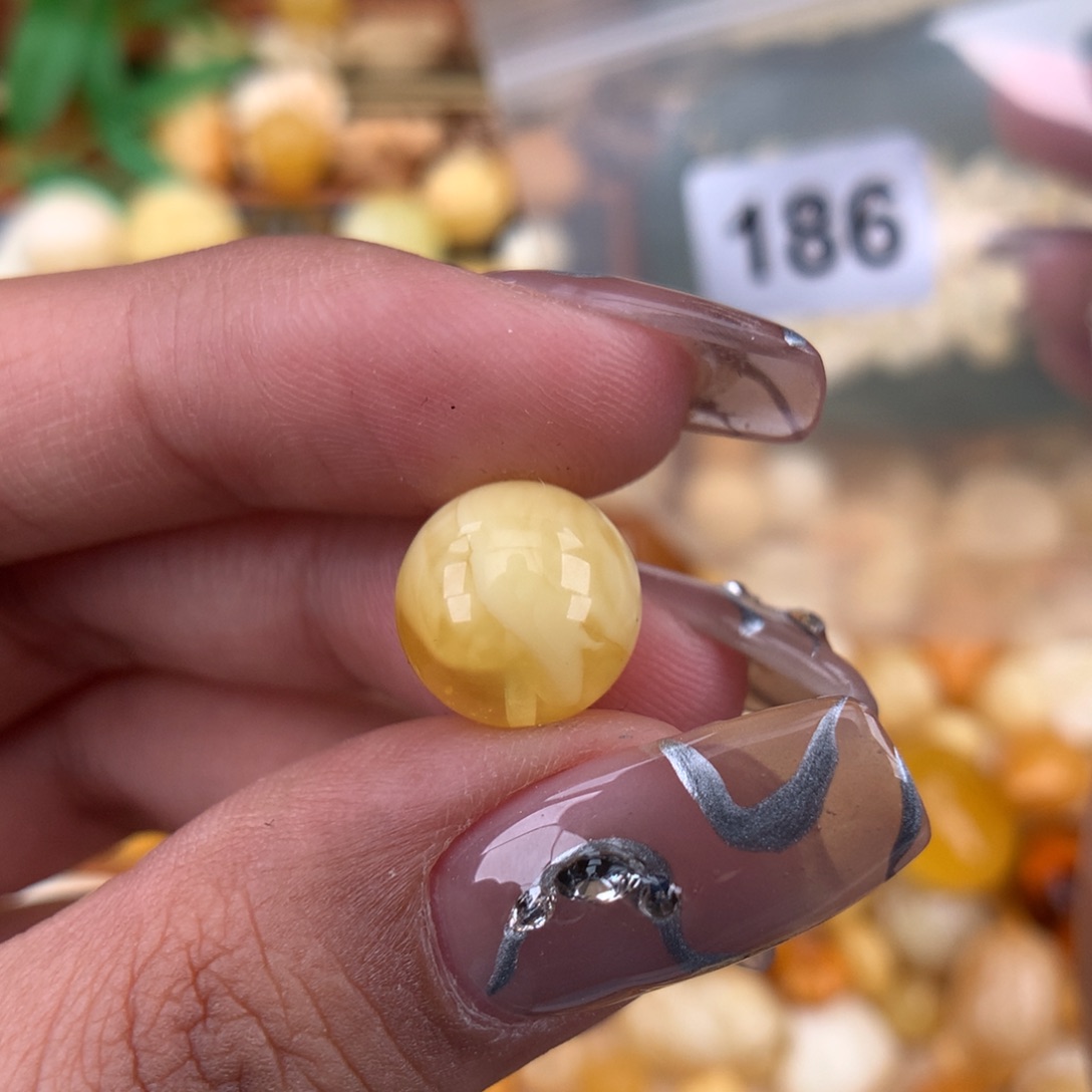 琥珀珠宝奇石未镶嵌11.4 