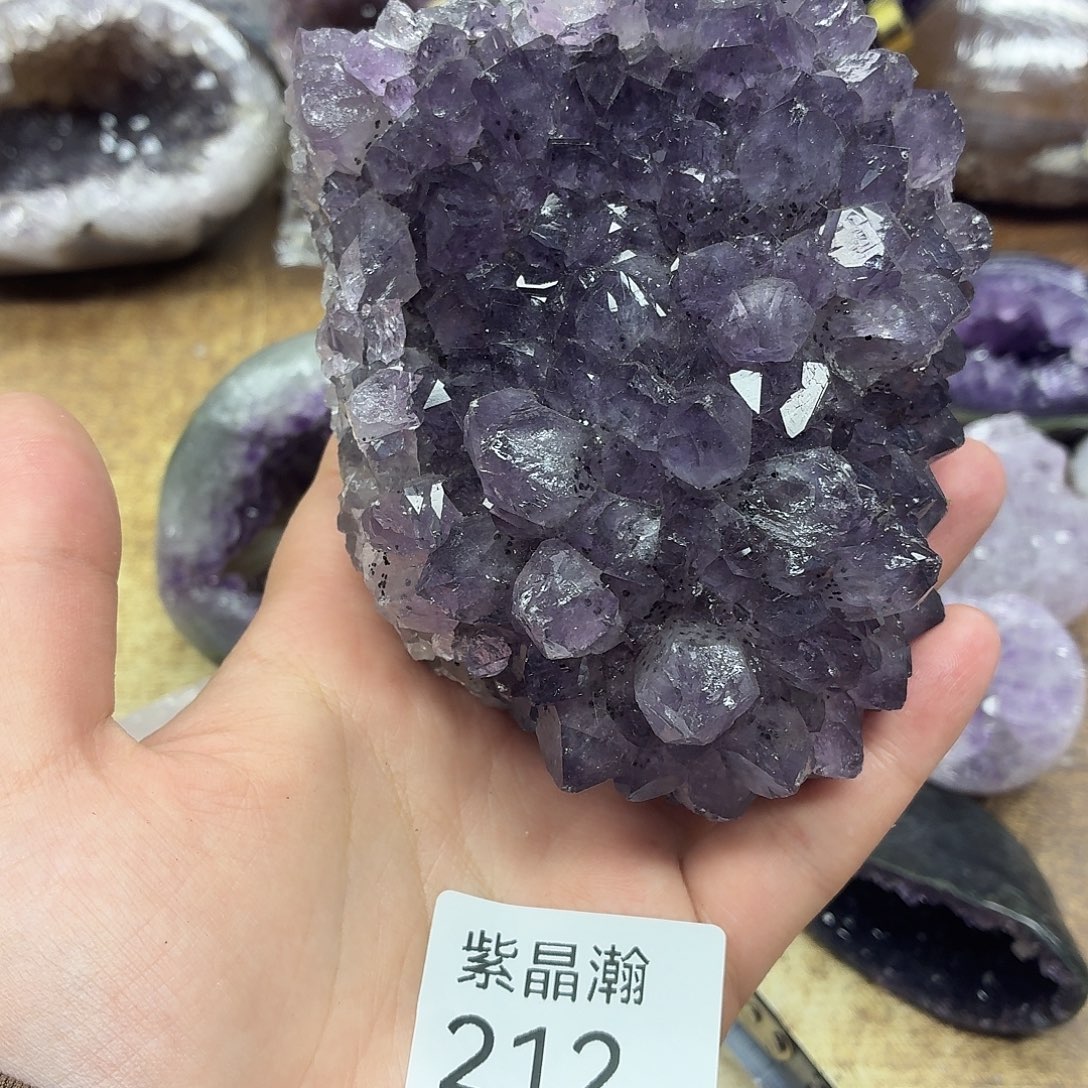 未镶嵌大型摆件（非配饰）水晶