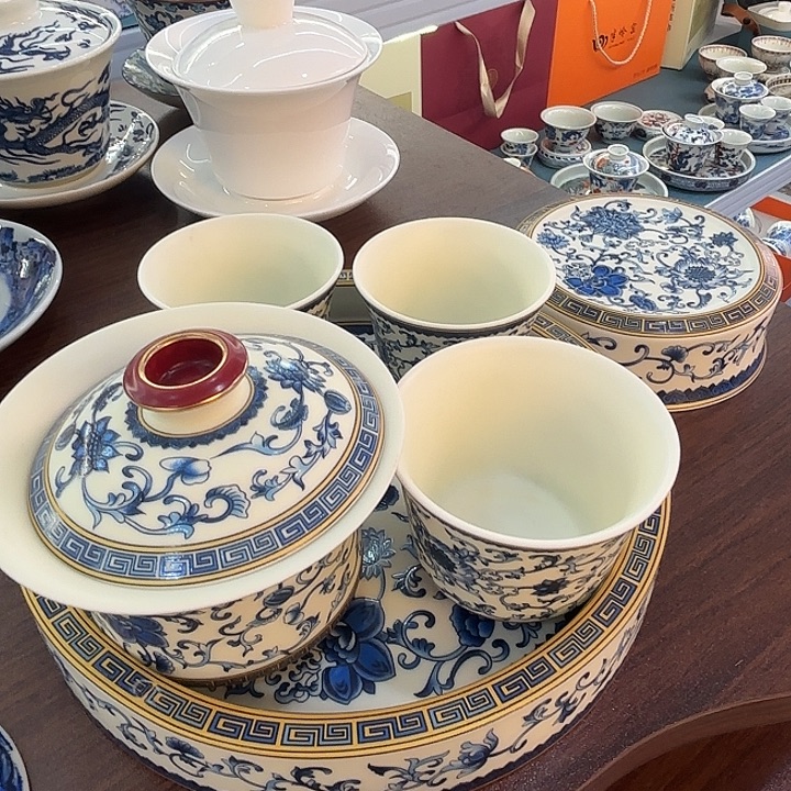 清清浅浅的一天又开始了