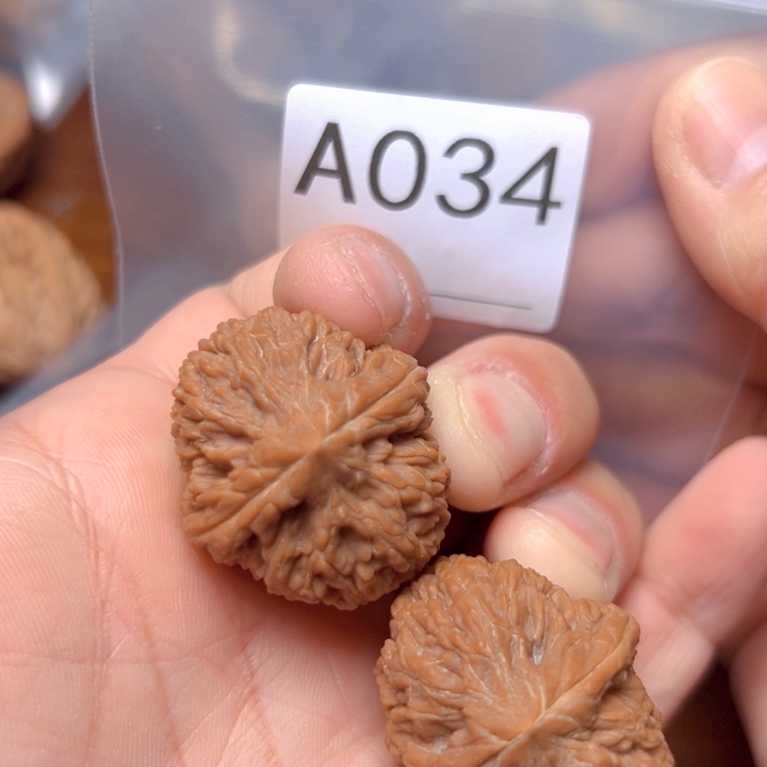 文玩核桃吊坠32大蒜头