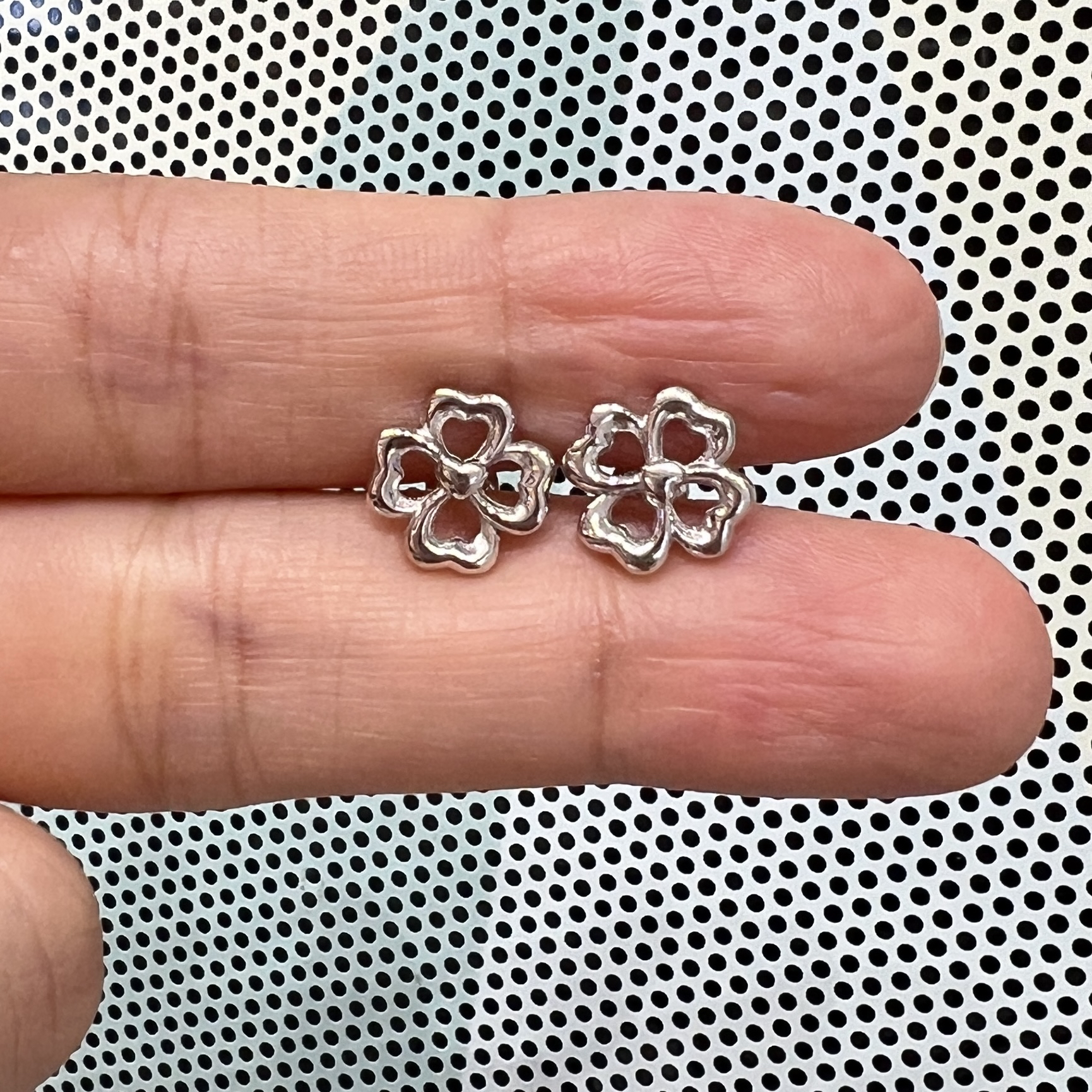 铂金Pt950精工耳钉