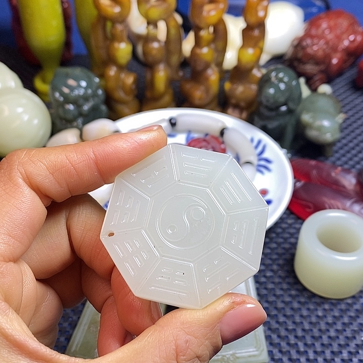 吊坠白玉菩提支持七天无理由