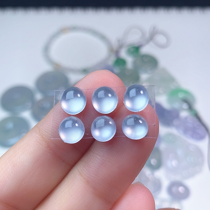 翡翠裸石高冰蛋面