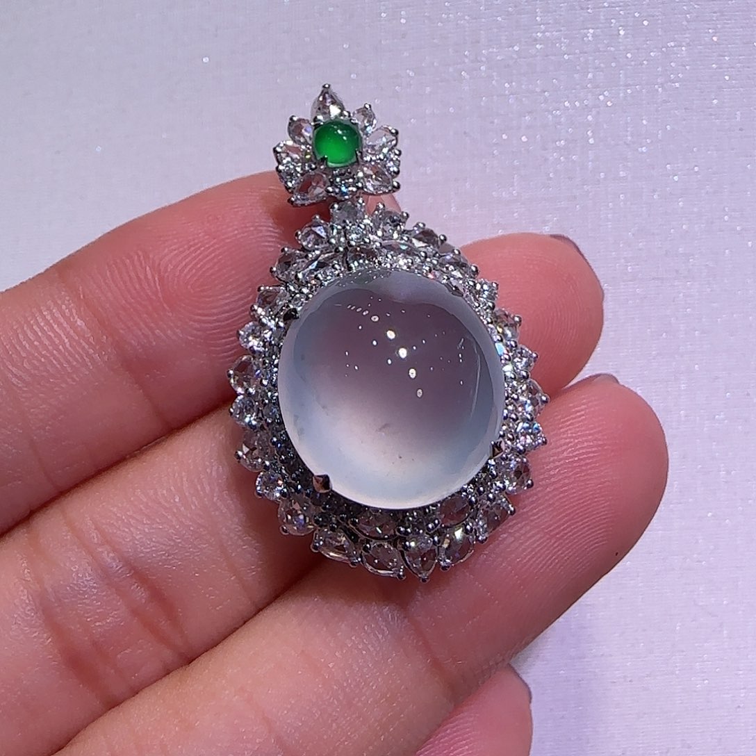 翡翠吊坠(不含链)18K金镶嵌吊坠