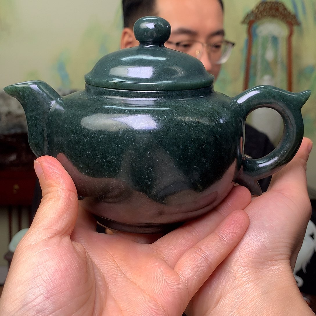 和田玉未镶嵌把件