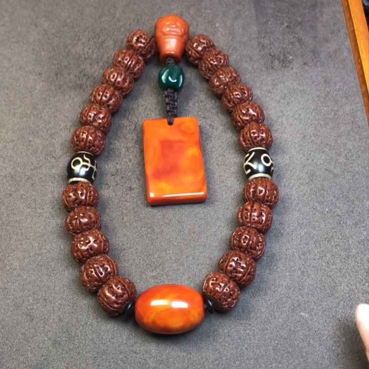 金刚菩提吊坠低*金刚