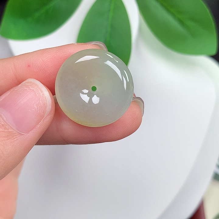 颈饰未镶嵌翡翠20.9-5.7mm