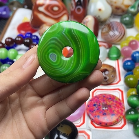 玛瑙/玉髓颈饰未镶嵌