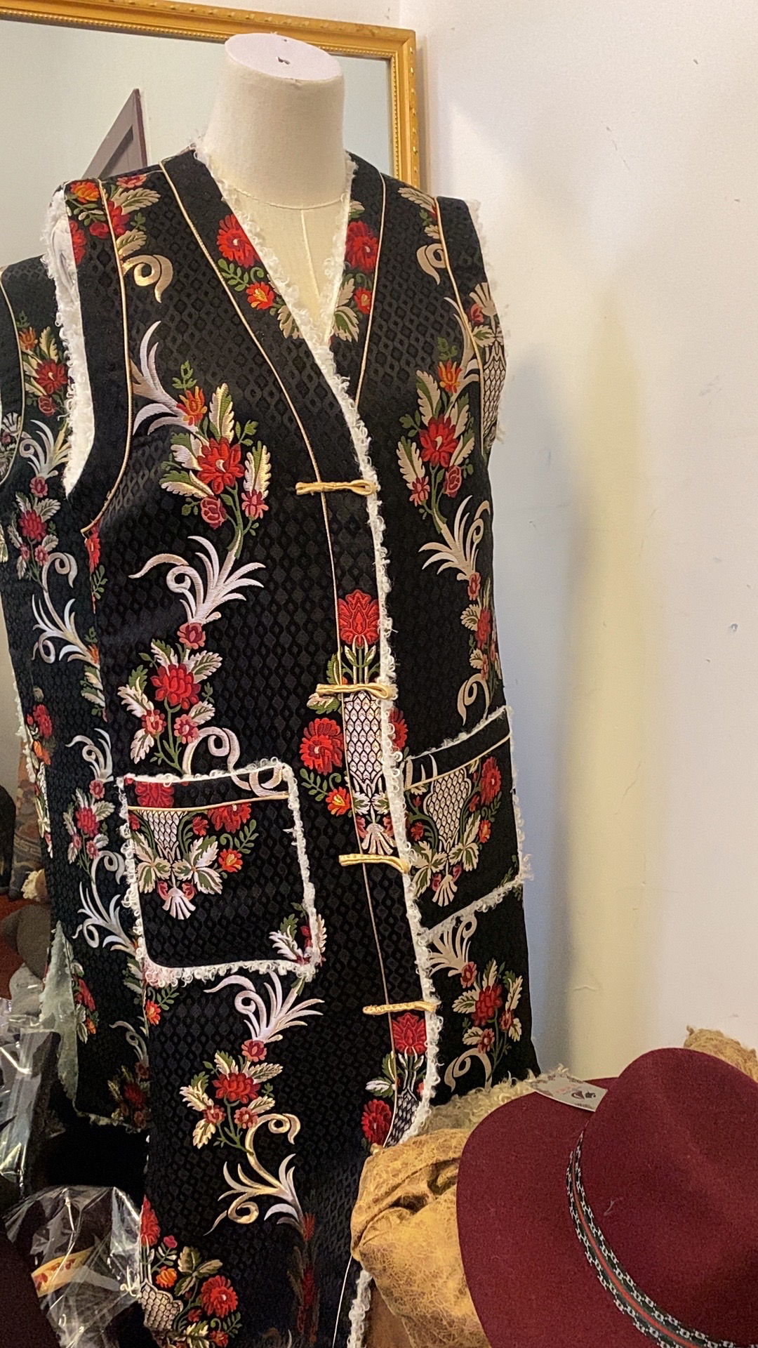 藏式风长款马甲，拉风时尚130斤以内