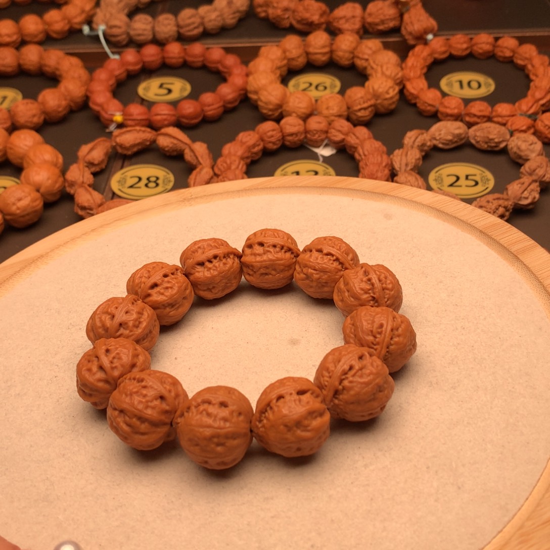 文玩核桃手串寿桃