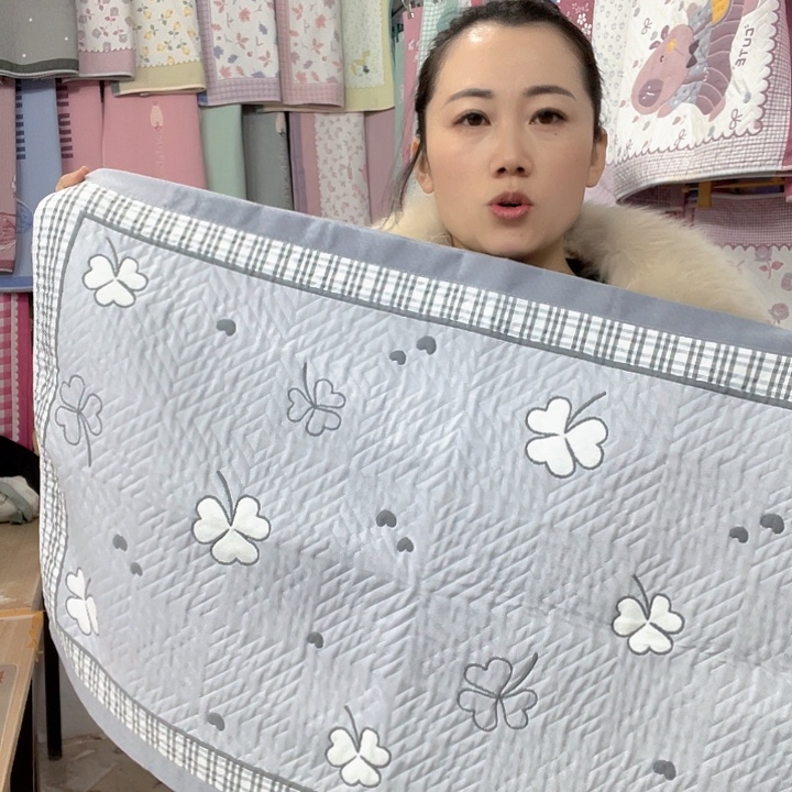 棉特价促销灰色四叶草