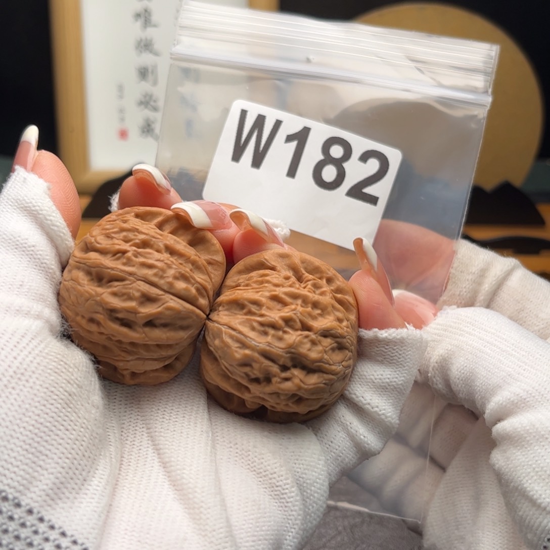 文玩核桃把件39铁锤w 182