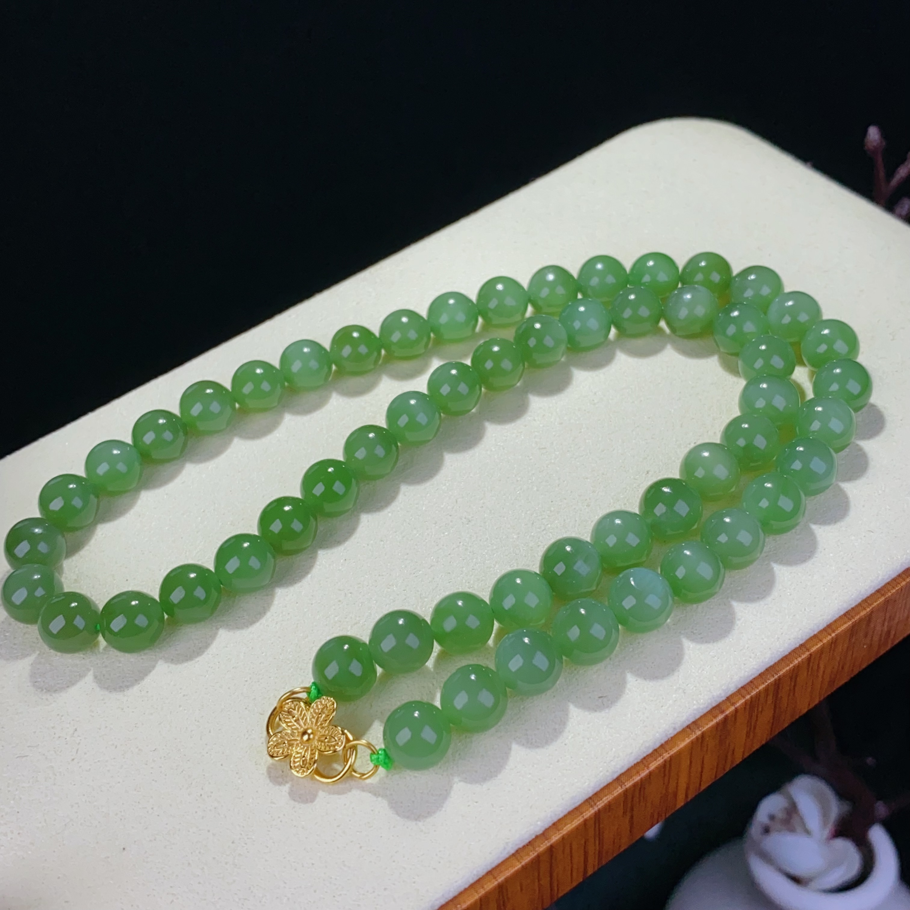 天然和田玉碧玉猫眼圆珠约8mm银项链颈链妈妈链女百搭@4557