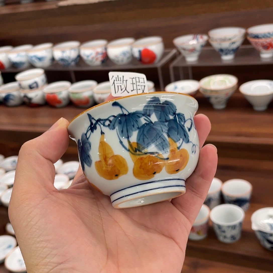 釉下手绘茶具微瑕