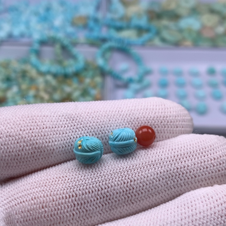 那***い南红玛瑙未镶嵌珠宝奇石