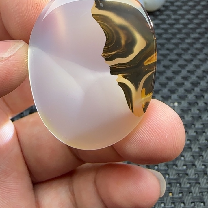 胖***鱼玛瑙/玉髓未镶嵌颈饰