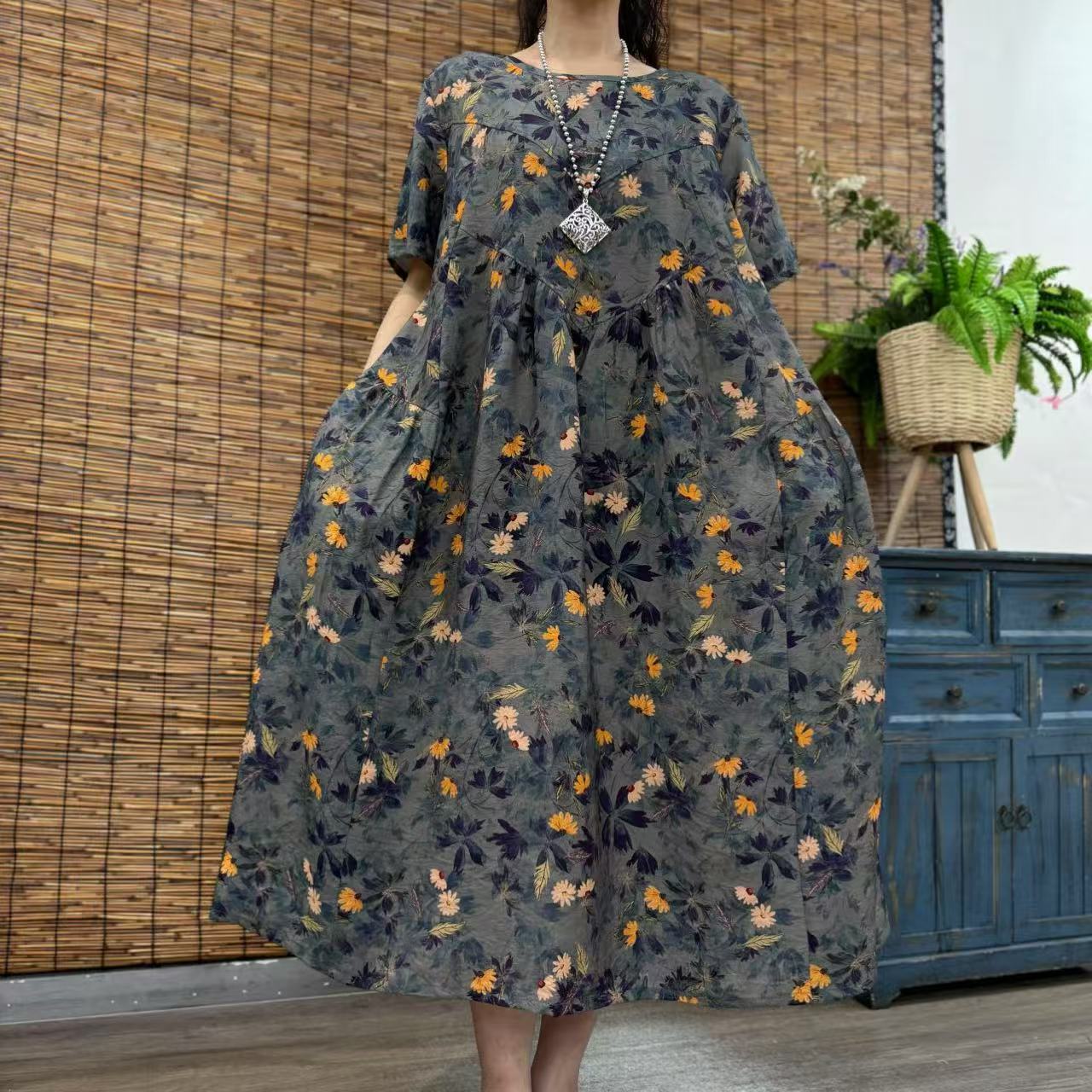 7198夏季新款倒三角优雅减龄显瘦洋气短袖连衣裙QZ