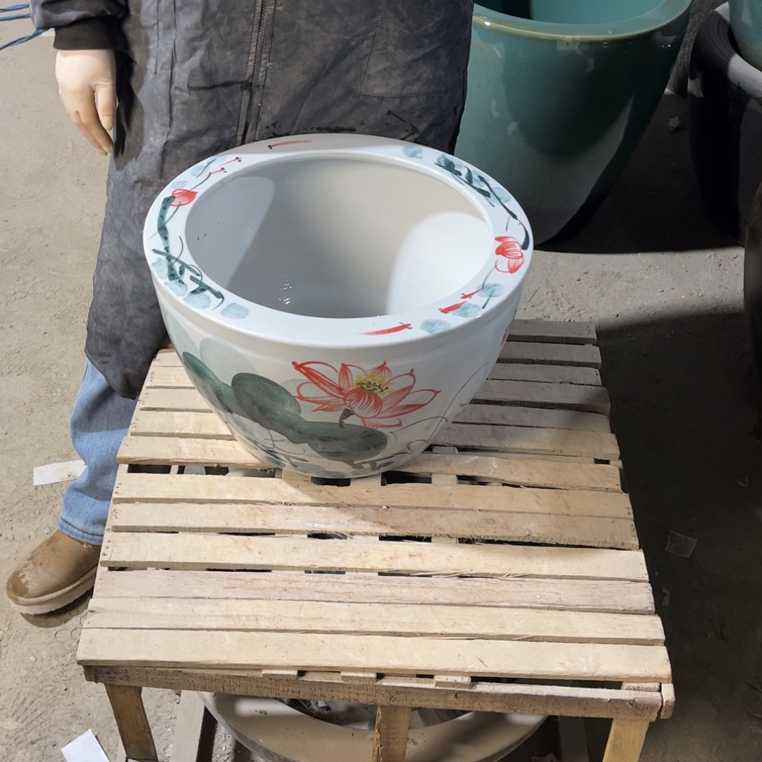 瓷片平口红荷花40.888888