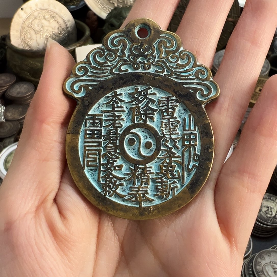 金属复古风格摆件