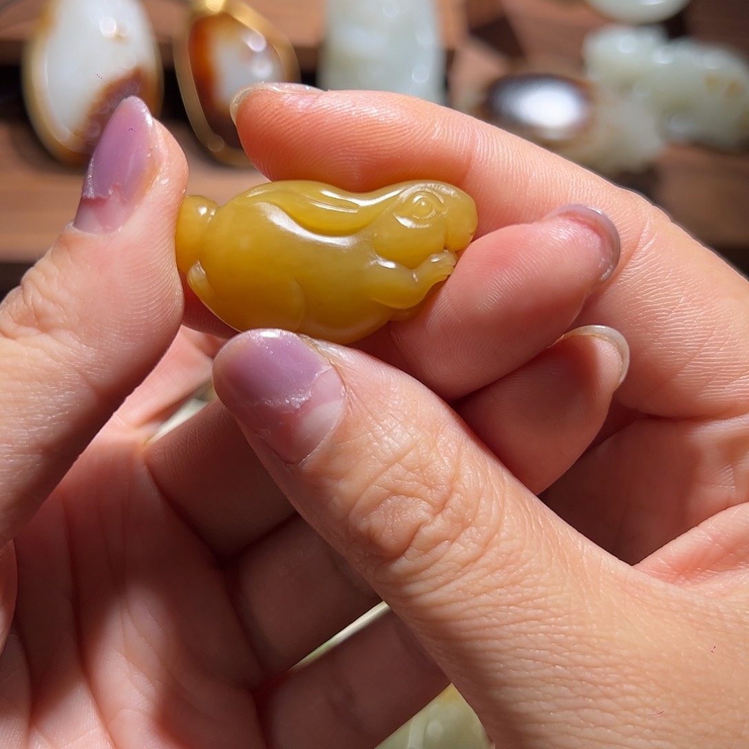 颈饰未镶嵌和田玉