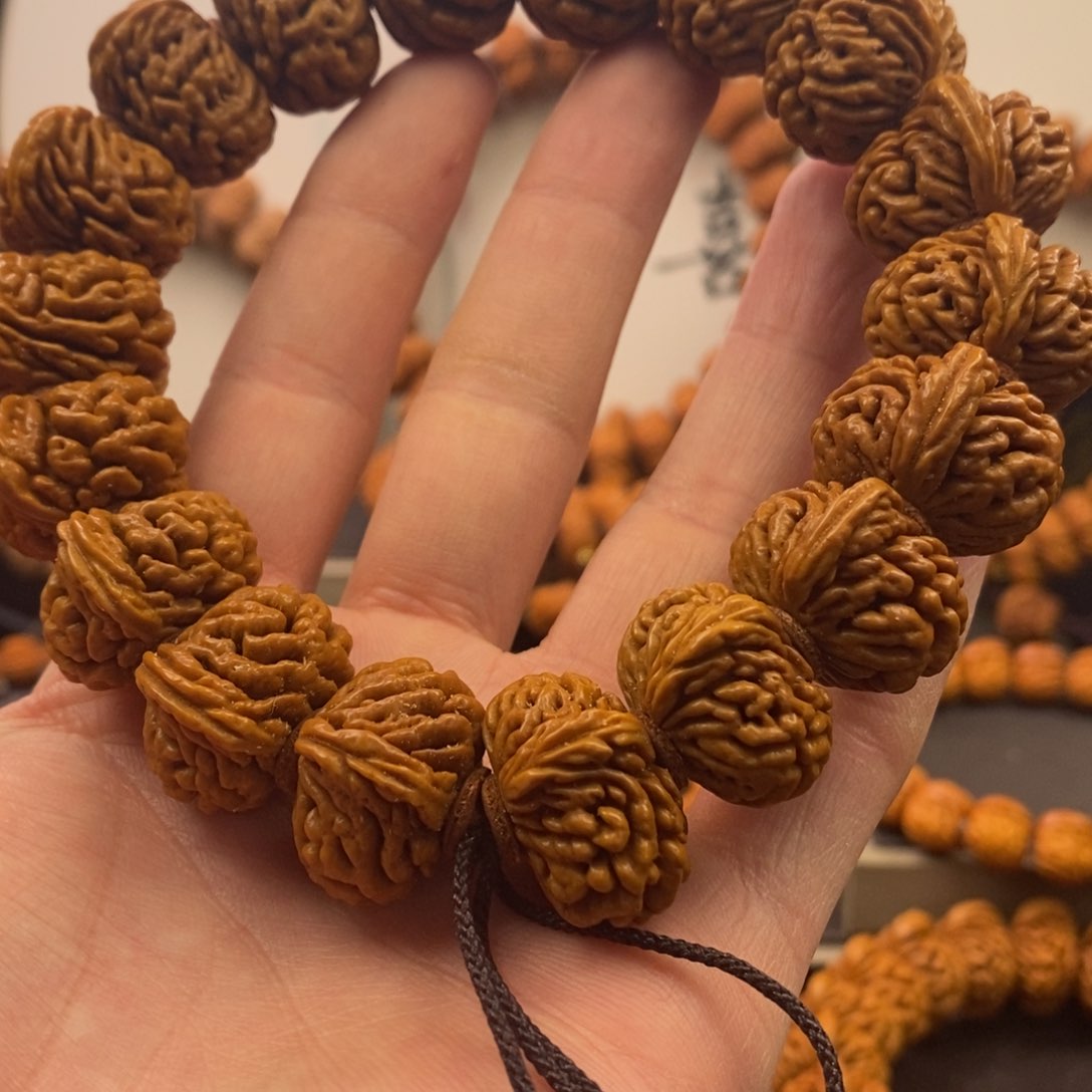 桃核手串23刺龙手串