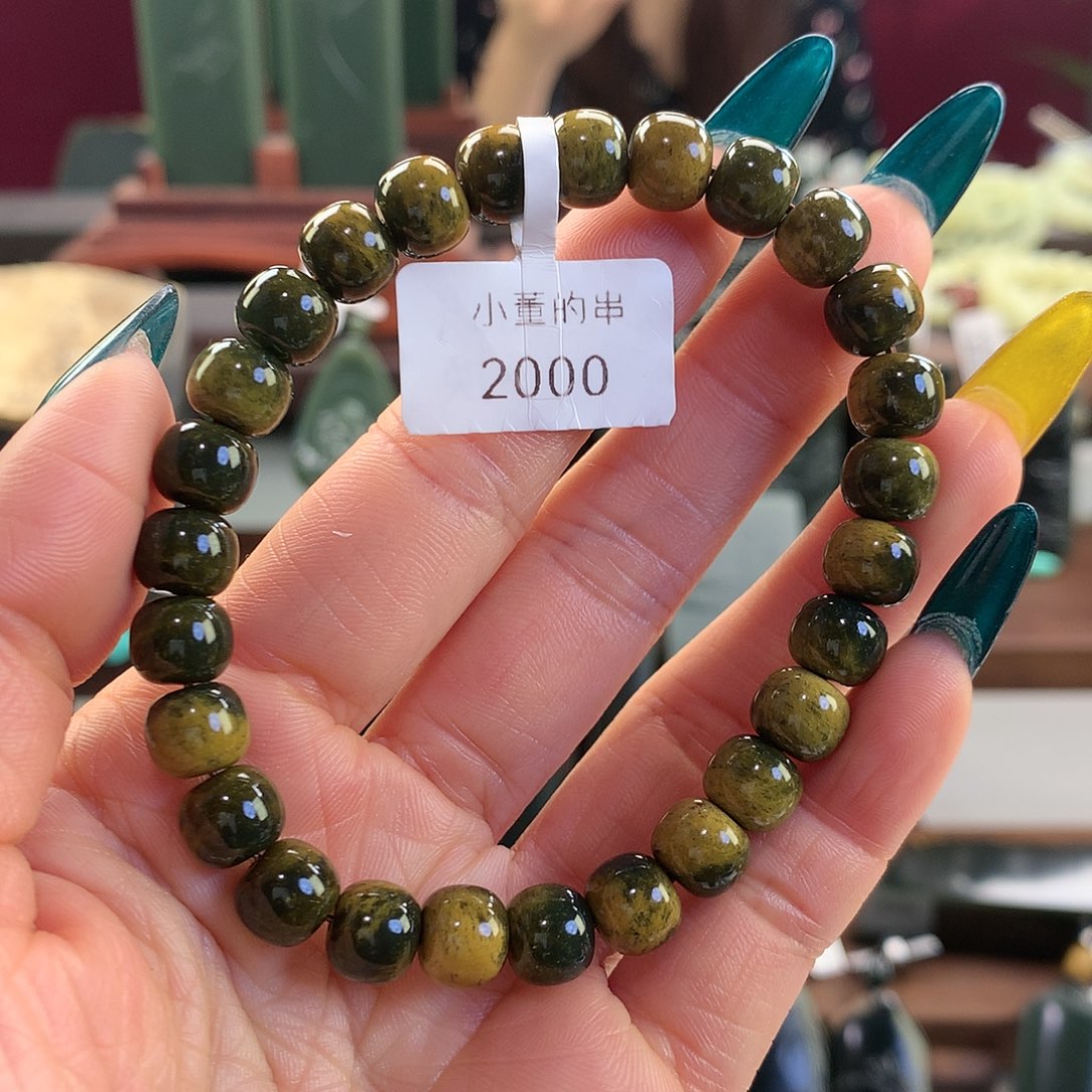 岫岩河磨玉（透闪石质玉）手链未镶嵌
