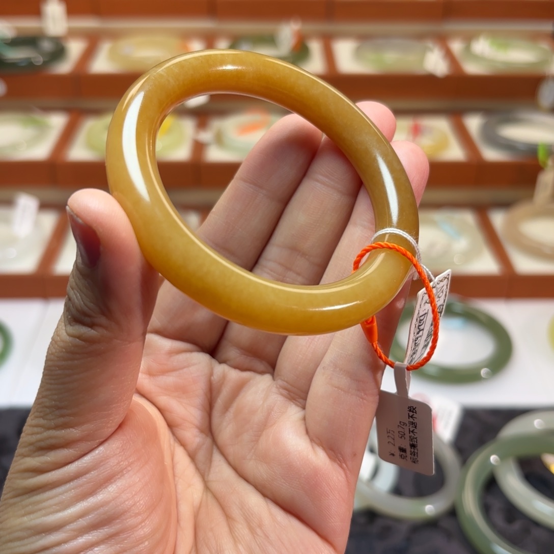 和田玉未镶嵌手镯新疆老红糖圆条手镯