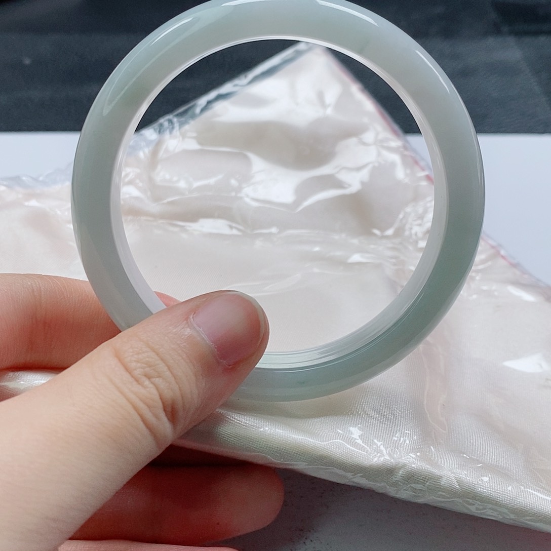 【闪购商品】未镶嵌手镯翡翠466