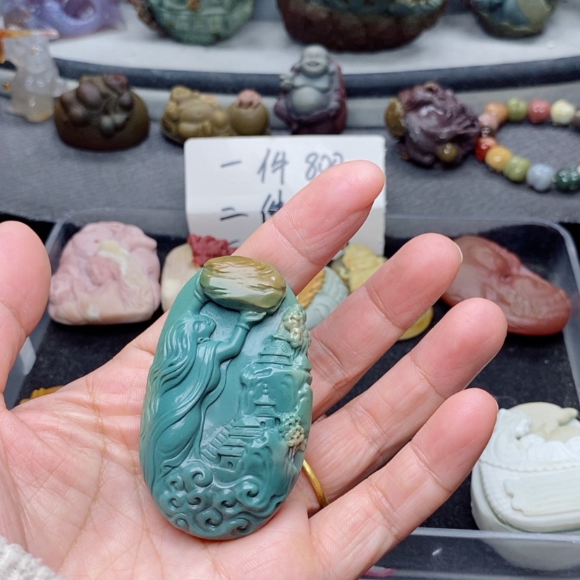 【闪购商品】定制石英质玉吊坠未镶嵌