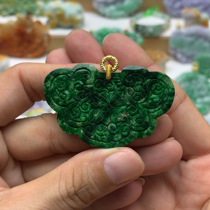 颈饰未镶嵌翡翠翡翠