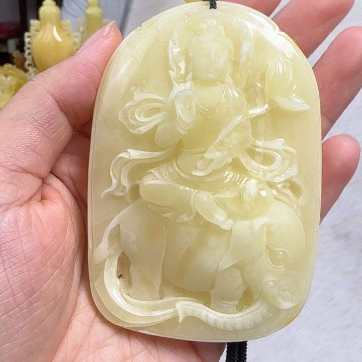 未镶嵌蜜蜡珠宝奇石