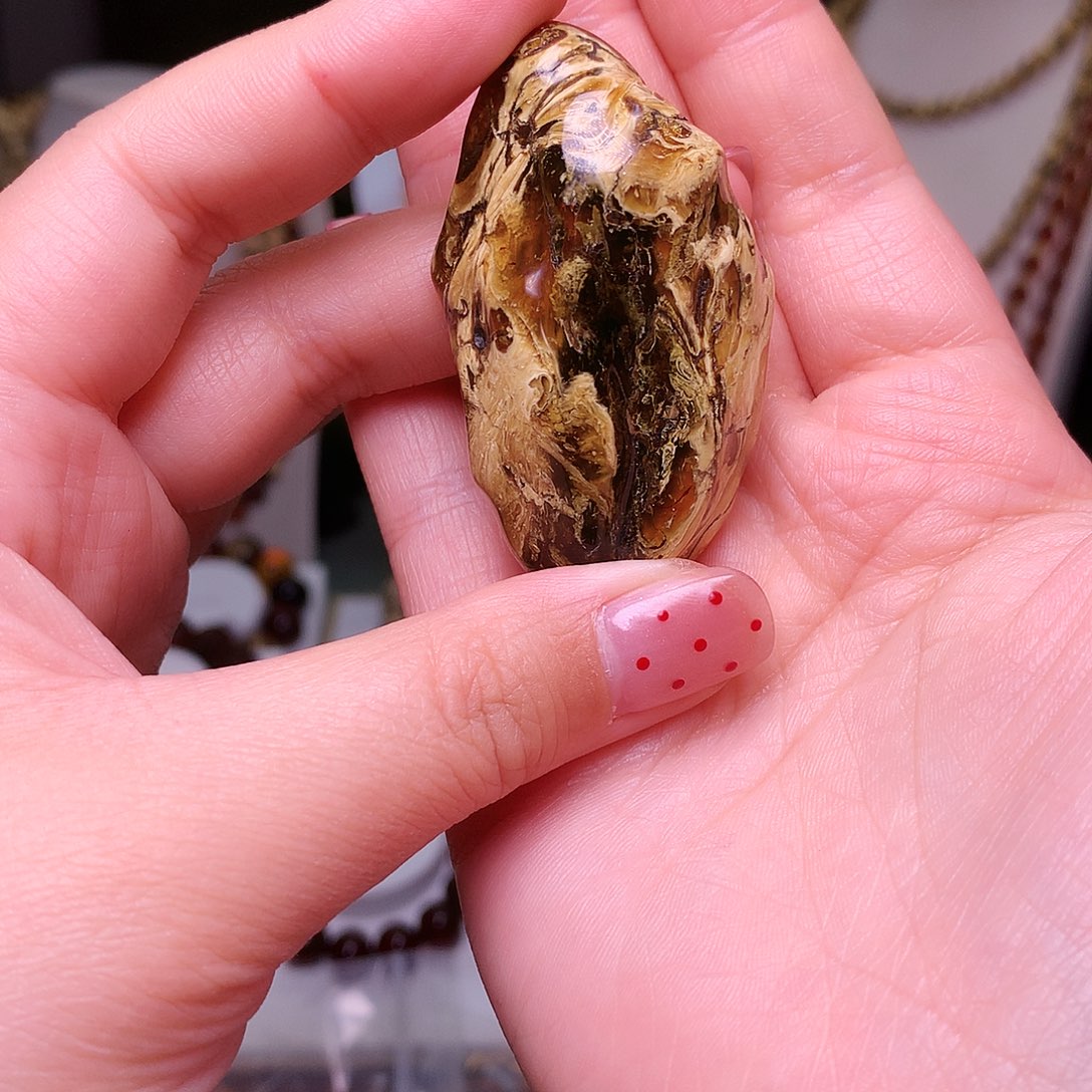 琥珀裸石未镶嵌用****3琥珀