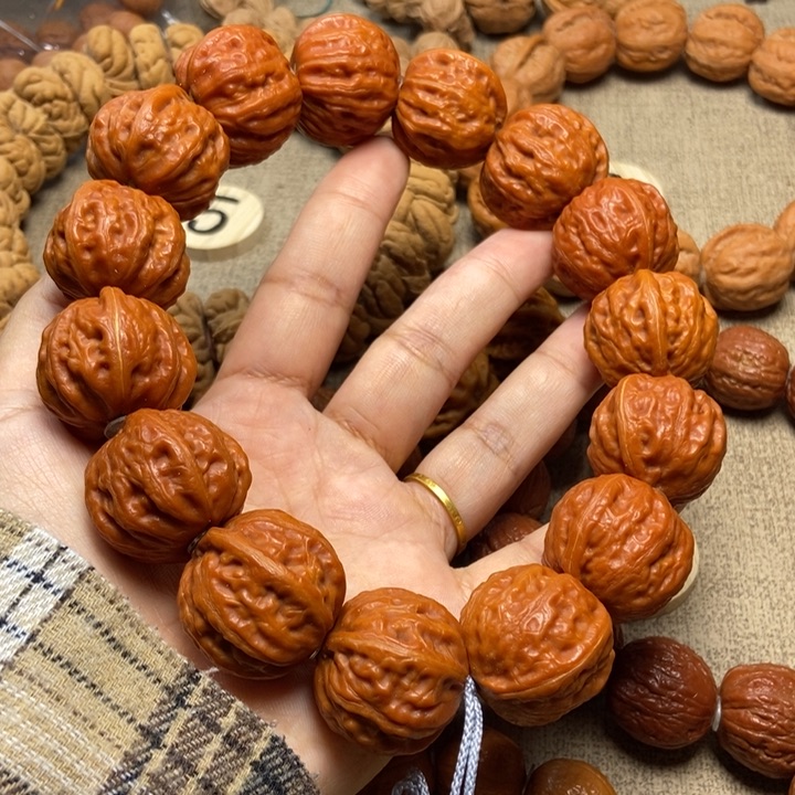 文玩核桃吊坠粗筋八棱