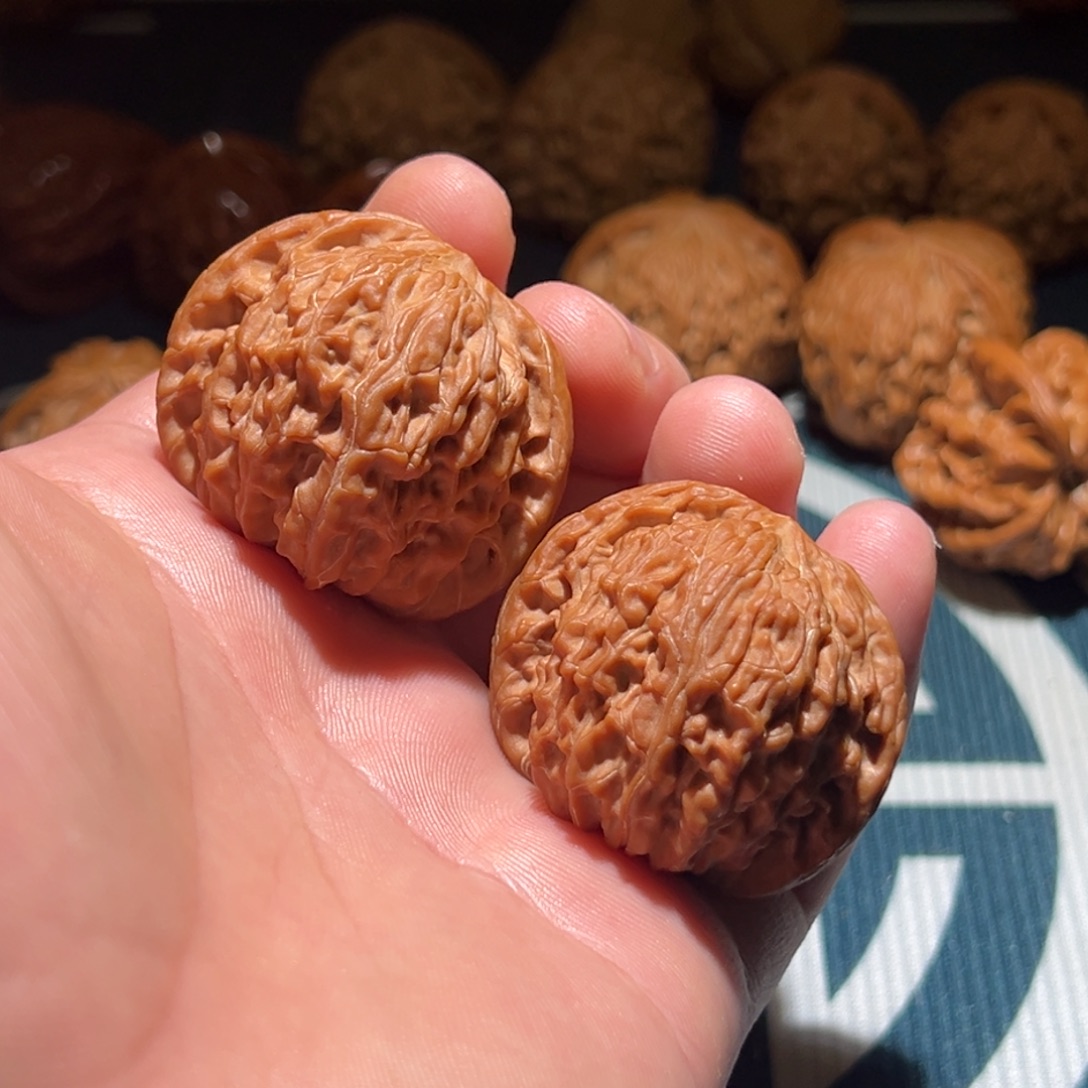 杨***生吊坠文玩核桃磨盘