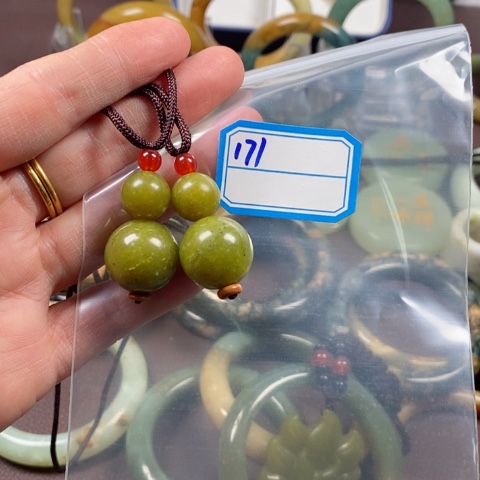 蛇纹石玉手镯合金莹*