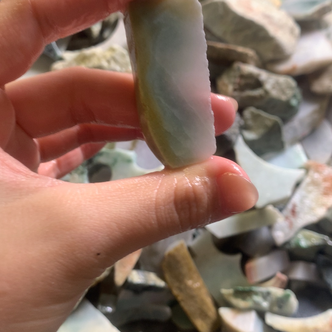 翡翠颈饰未镶嵌缅甸翡翠