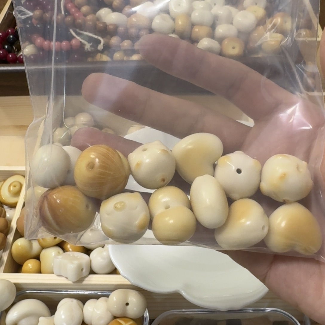 ˚***➷吊坠菩提根/象牙果微瑕无售后