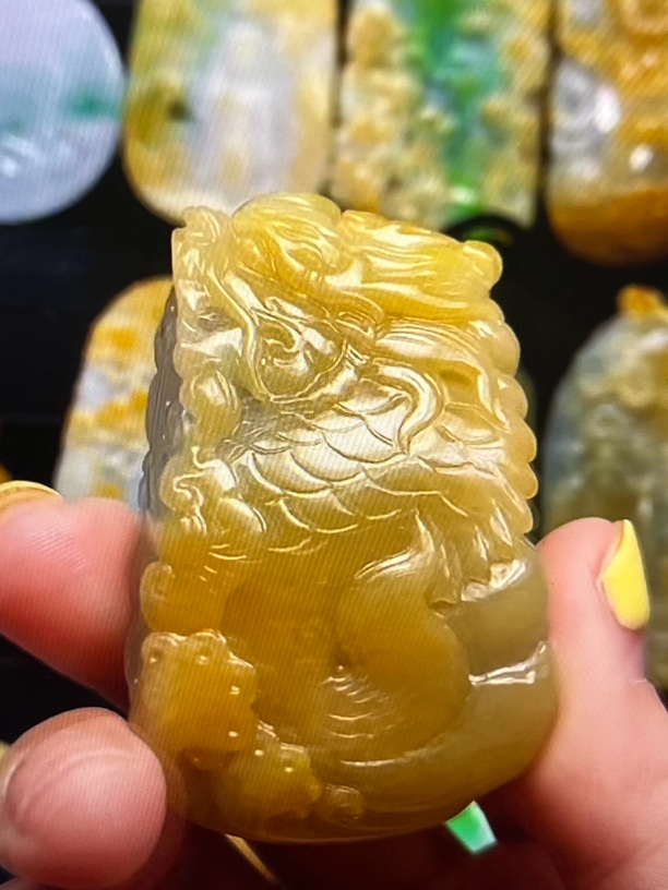 翡翠A货一物一证